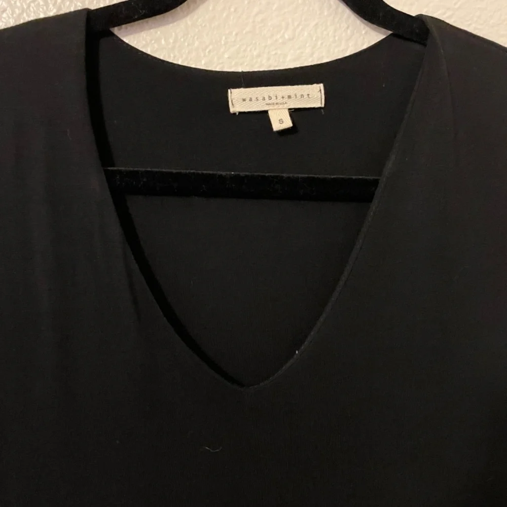 Wasabi + Mint black dress - Picture 2 of 2